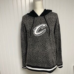 Cleveland Cavaliers NBA Black Gray Sweatshirt Womens Medium